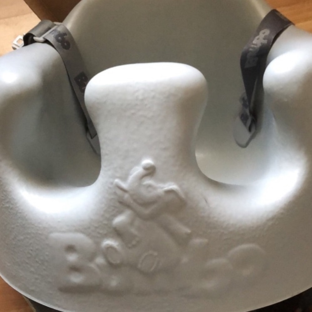 Bumbo baby floor seat